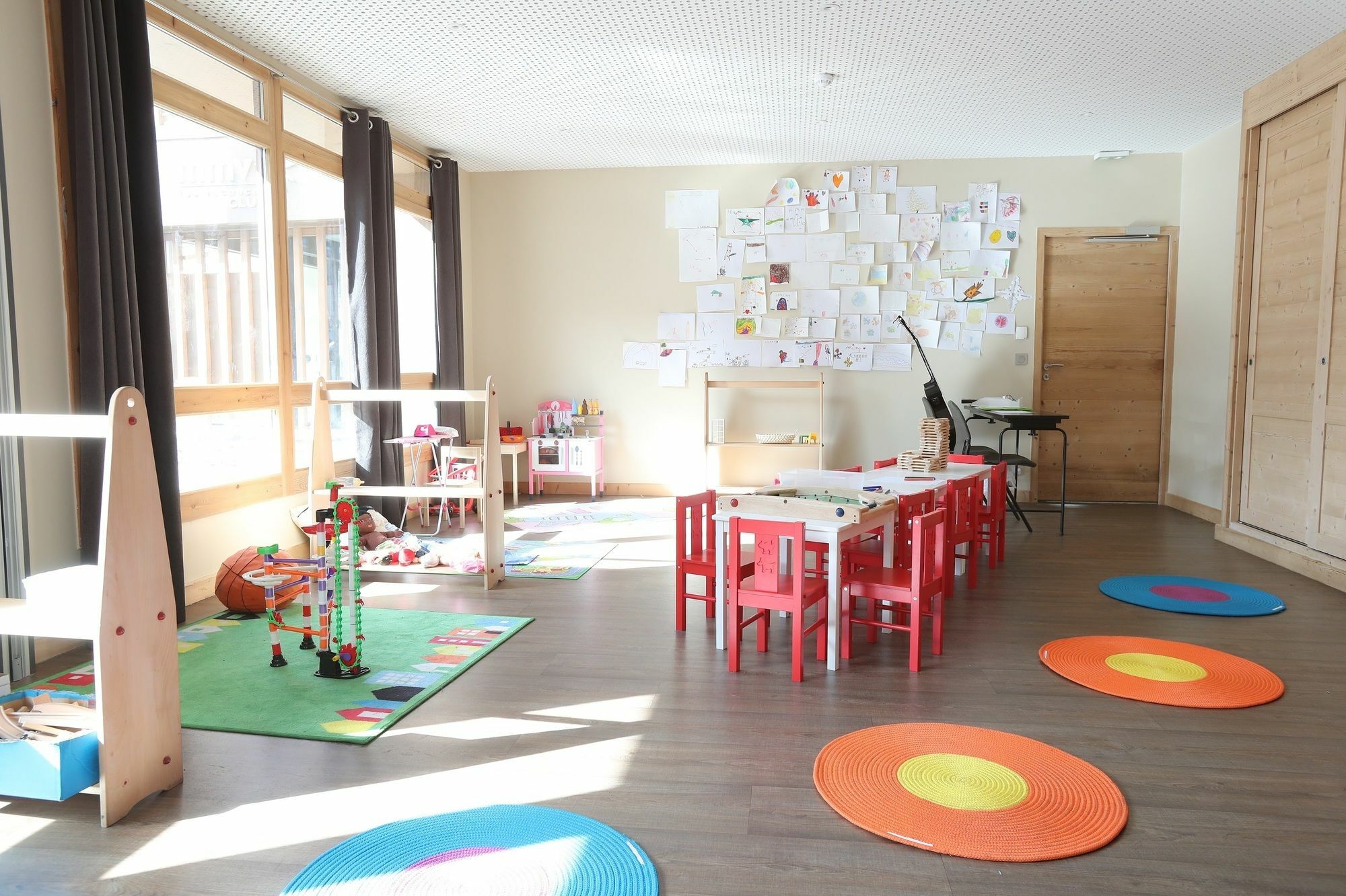 Residence Club Mmv Le Coeur Des Loges Сен-Мартен-де-Бельвиль Экстерьер фото